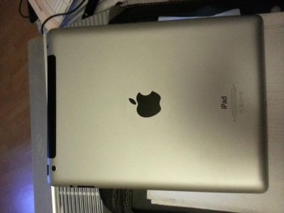 Лот: 5327021. Фото: 1. Ipad 4 (wifi+3G) 64 gb белый. Планшеты