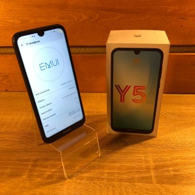 Лот: 18340142. Фото: 1. Смартфон Huawei Y5 2019 2/32Gb. Смартфоны