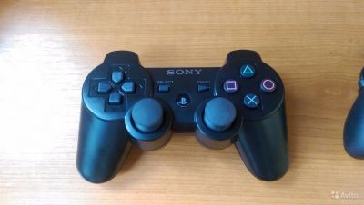 Лот: 10873898. Фото: 1. Playstation 3 Оригинальный Геймпад. Аксессуары для игровых приставок, консолей, геймпады
