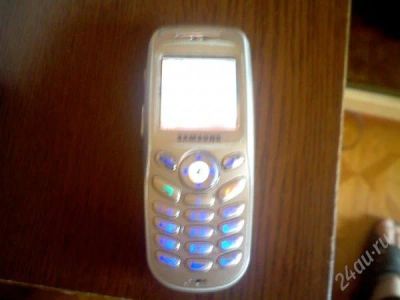 Лот: 827735. Фото: 1. культовый SAMSUNG X100. Кнопочные мобильные телефоны
