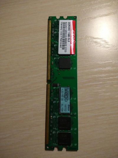 Лот: 9670966. Фото: 1. Память DDR2 667 1GB. Оперативная память