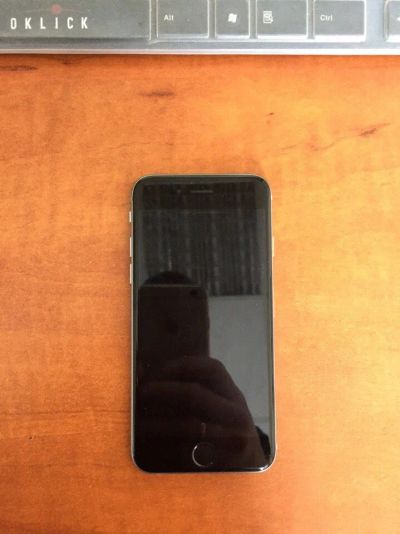 Лот: 9465369. Фото: 1. iPhone 6. Смартфоны