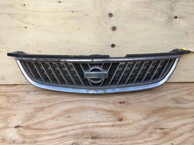 Лот: 18529801. Фото: 1. Решетка радиатора Nissan Sunny... Кузов
