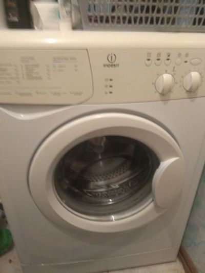 Лот: 16156241. Фото: 1. Стиральная машина Indesit WIUN82. Стиральные машины