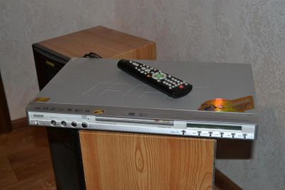 Лот: 3677146. Фото: 1. DVD-плеер BBK DV721Si. DVD, Blu-Ray плееры