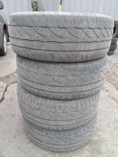 Лот: 25820610. Фото: 1. Шины (резина) Bridgestone Potenza... Шины