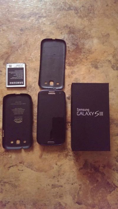 Лот: 3515699. Фото: 1. Samsung I9300 Galaxy S III 16Gb... Смартфоны