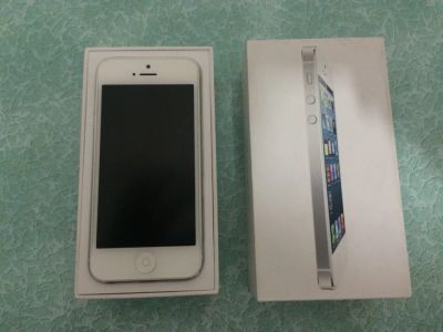 Лот: 5379995. Фото: 1. iPhone 5 .16gb в идеале, белый... Смартфоны
