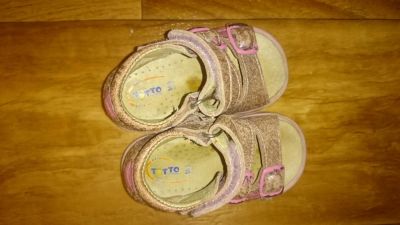 Лот: 6010892. Фото: 1. Сандалики ТoTTo. Сандалии