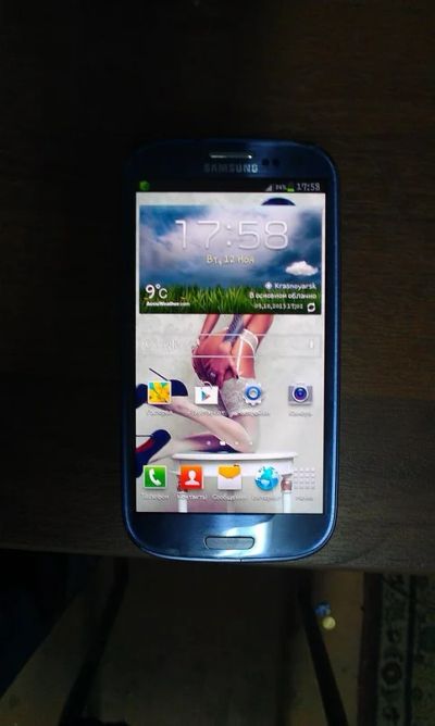 Лот: 3390302. Фото: 1. Продам Samsung Galaxy S III или... Кнопочные мобильные телефоны