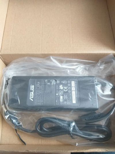 Лот: 20226925. Фото: 1. Блок питания ASUS 19v. Ноутбуки
