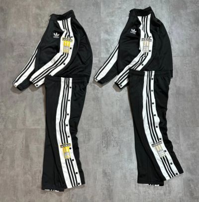 Лот: 21018201. Фото: 1. Костюм спортивный Adidas Adibreak. Спортивные костюмы