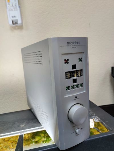 Лот: 19903188. Фото: 1. Усилитель microlab pro 2 не исправен. Усилители, эквалайзеры
