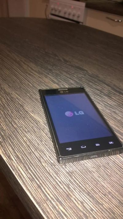 Лот: 6732818. Фото: 1. LG Optimus L5 Dual E615. Смартфоны