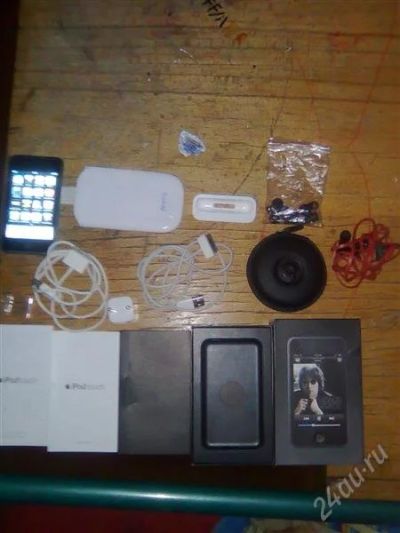 Лот: 2569379. Фото: 1. Ipod Touch + много бонусов... Плееры