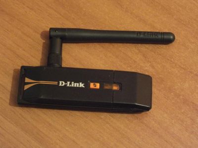 Лот: 7208368. Фото: 1. Беспроводной Wi-Fi адаптер D-Link... WiFi, Bluetooth адаптеры