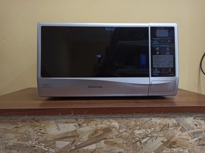 Лот: 20535538. Фото: 1. Микроволновая печь Samsung GW732... Микроволновки, мини-печи