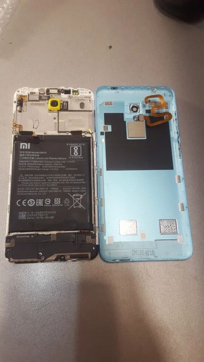 Лот: 18415680. Фото: 1. Xiaomi Redmi 5 на запчасти (материнской... Другое (запчасти, оборудование)