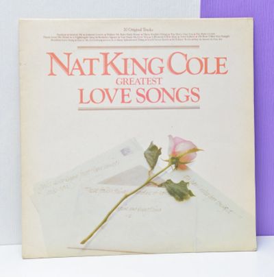 Лот: 14296940. Фото: 1. lp Nat King Cole love songs. Аудиозаписи