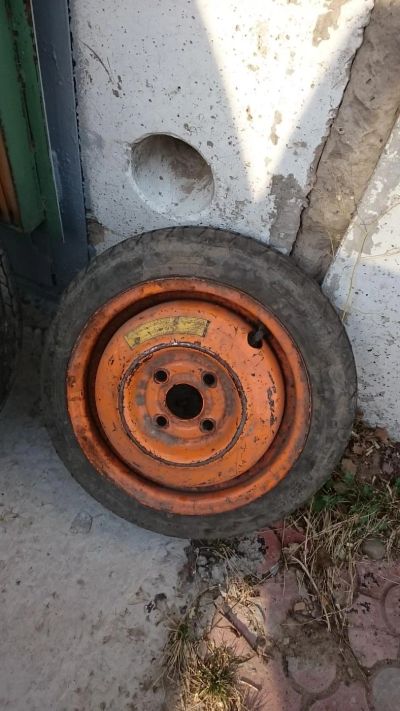 Лот: 9562286. Фото: 1. Запаска докатка банан на toyota... Шины на дисках