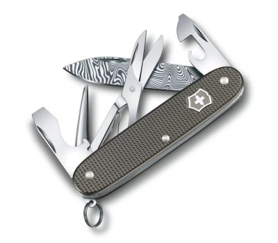 Лот: 15349690. Фото: 1. Нож Victorinox Pioneer X Damast... Ножи, топоры