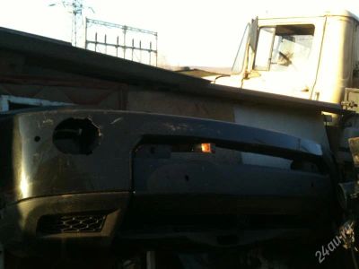 Лот: 1266581. Фото: 1. Бампер Land Rover. Кузов
