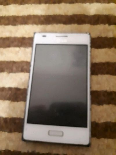 Лот: 11314246. Фото: 1. Сотовый телефон LG. Кнопочные мобильные телефоны