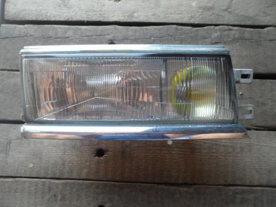 Лот: 5840218. Фото: 1. Nissan Laurel Medalist Оптика. Оптика и освещение