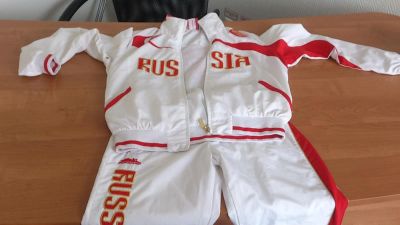 Лот: 7514951. Фото: 1. продам детский спортивный костюм... Спортивная одежда
