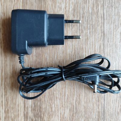 Лот: 25555555. Фото: 1. Зарядное устройство 6V - 0,45A. Зарядные устройства, блоки питания, адаптеры сетевые для смартфонов