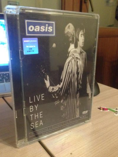 Лот: 10596035. Фото: 1. Oasis. Live by the sea. Концертный... Аудиозаписи