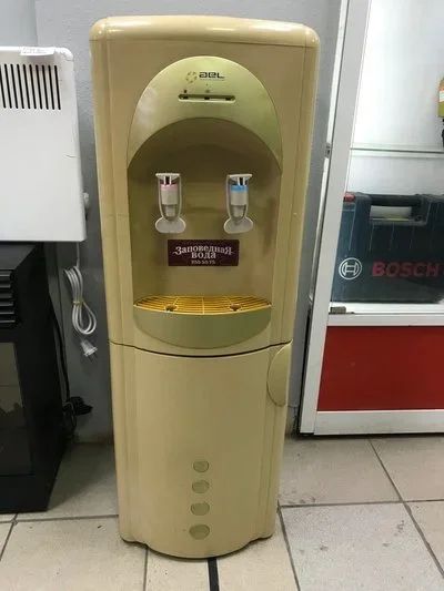 Лот: 17324615. Фото: 1. Напольный кулер с холодильником... Чайники, кофемашины, кулеры