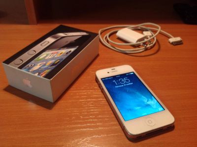 Лот: 4776662. Фото: 1. Apple iPhone 4 Оriginal! Читаем... Смартфоны