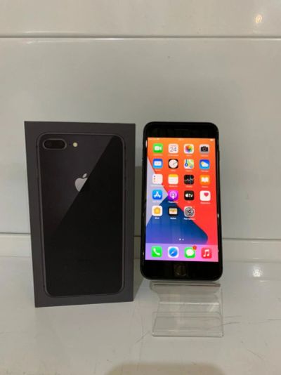 Лот: 17272345. Фото: 1. iPhone 8 Plus 64Gb. Смартфоны