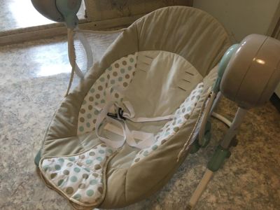 Лот: 10533526. Фото: 1. Кресло-качели "Babyton". Ходунки, прыгунки, качели