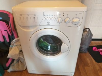 Лот: 16200221. Фото: 1. Стиральная машинка indesit ws... Стиральные машины
