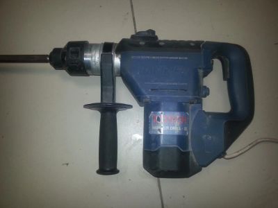 Лот: 10032277. Фото: 1. Перфоратор Bosch hammer drill-32. Электроинструмент