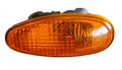 Лот: 21369625. Фото: 1. Повторитель поворотов Б/У MITSUBISHI... Запчасти для лодок, катеров, лодочных моторов