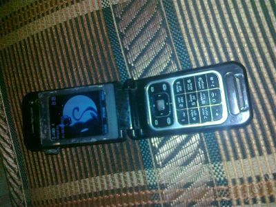 Лот: 875246. Фото: 1. Nokia 7390 Motorola E398 SE w700i... Кнопочные мобильные телефоны