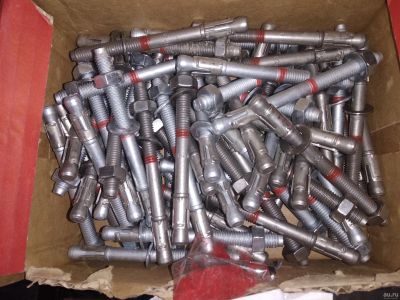Лот: 13062765. Фото: 1. оз..Анкерная шпилька Hilti HST-R... Крепёж