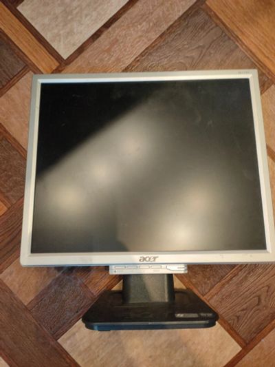Лот: 21338409. Фото: 1. Монитор Acer 17. ЖК-мониторы
