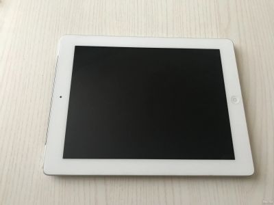 Лот: 13690458. Фото: 1. iPad 4-го поколения. Планшеты