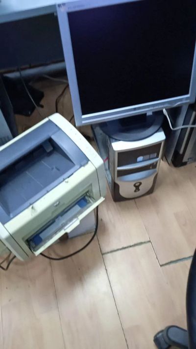 Лот: 22489508. Фото: 1. ПК+Моник LCD 17" + принтер HP... Лазерные принтеры