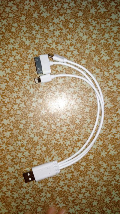 Лот: 16162188. Фото: 1. Кабель для зарядки iPhone + microUSB. Дата-кабели, переходники