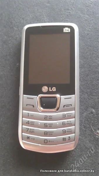 Лот: 2318377. Фото: 1. LG A290 с поддержкой 3-х сим карт. Кнопочные мобильные телефоны