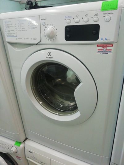 Лот: 15245388. Фото: 1. Стиральная машина Indesit IWUE4105. Стиральные машины