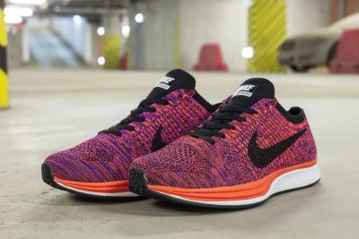 Лот: 9207951. Фото: 1. Кроссовки Nike Flyknit Racer... Кеды, кроссовки, слипоны