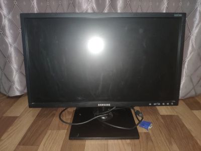 Лот: 21538943. Фото: 1. Монитор 21.5 Samsung s22c200. ЖК-мониторы