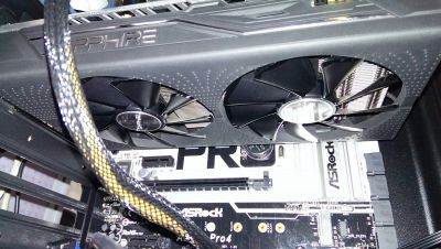 Лот: 17596963. Фото: 1. sapphire pulse radeon rx 580 4... Видеокарты