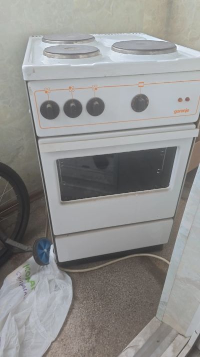 Лот: 25819986. Фото: 1. Плита электрическая бу gorenje. Плиты, духовые шкафы, варочные поверхности